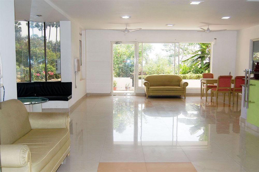 Sai Priya Beach Resort 维沙卡帕特南 外观 照片